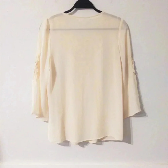 Dress Barn Sheer Beige Embroidered Blouse Small - Picture 6 of 6